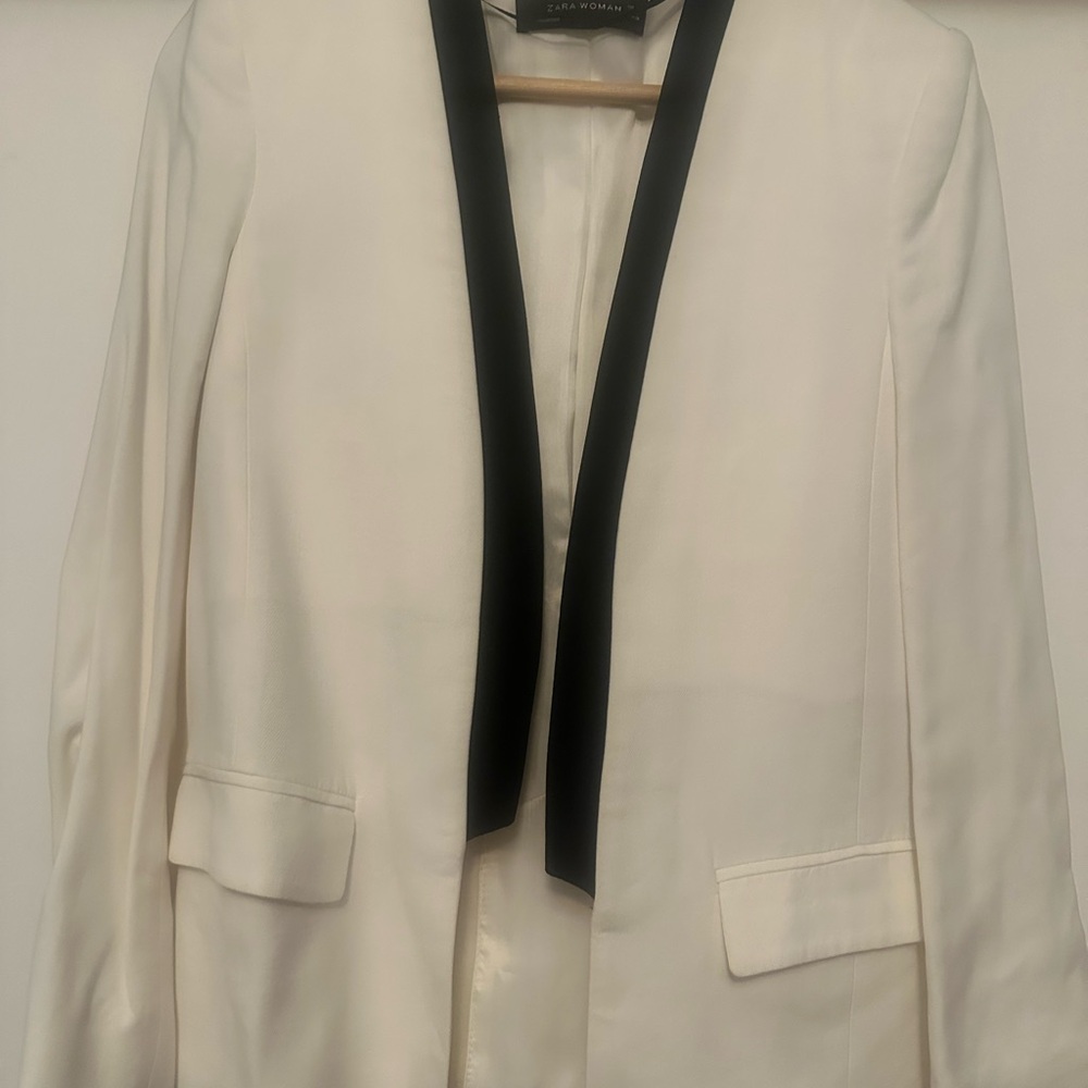 Zara White and Black Blazer with Tuxedo Trim
